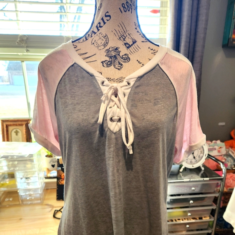 🌸 Women's top t- shirt